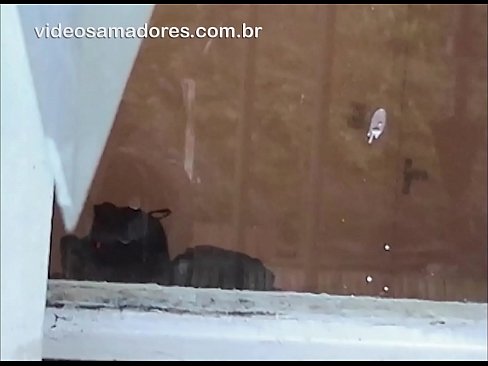 ❤️ Възбуден мъж наблюдава приятелката си с друг мъж, записвайки видеоклип за чукане, без да смущава двойката ❤ Руско порно в bg.niceporn.ru ️❤